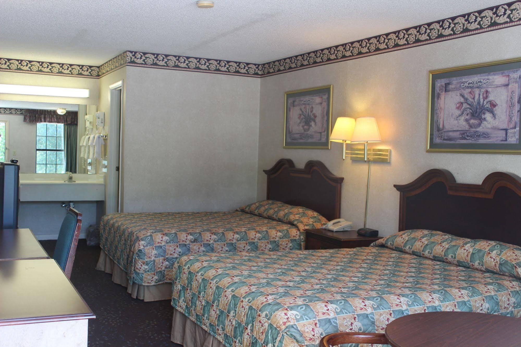 Deer Acres Inn 먼로 외부 사진